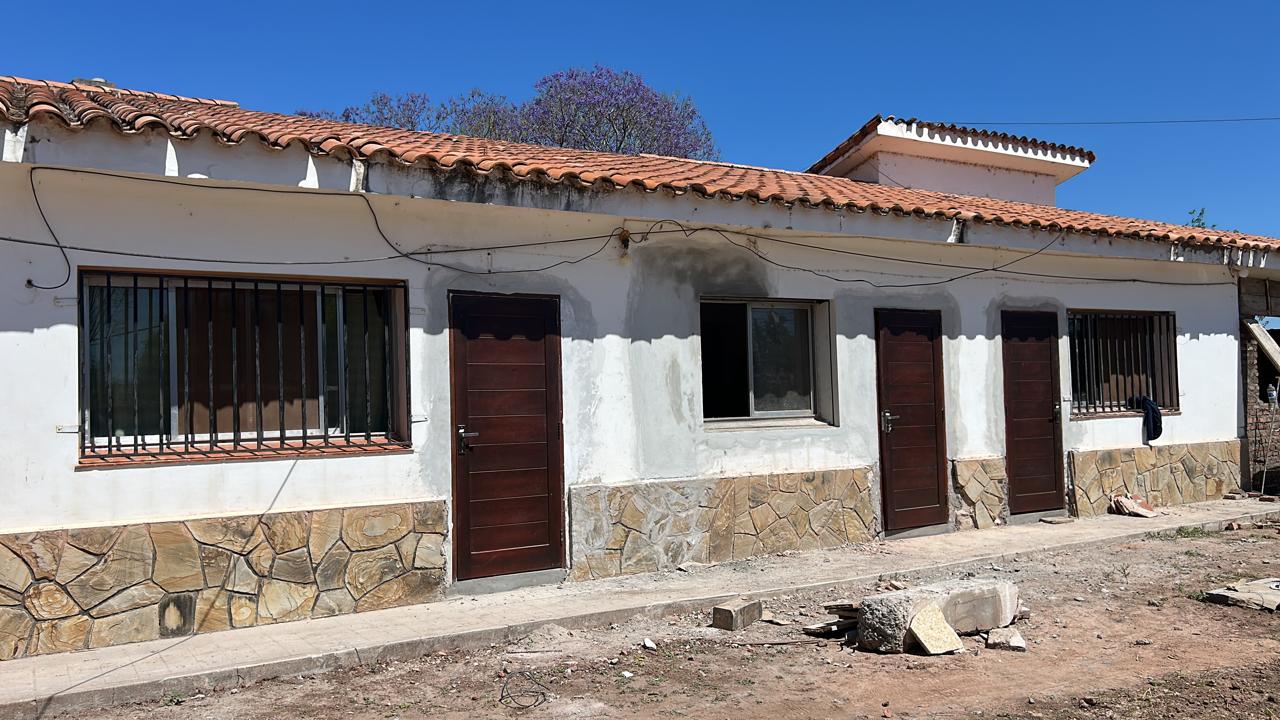 The facade during work on the veranda