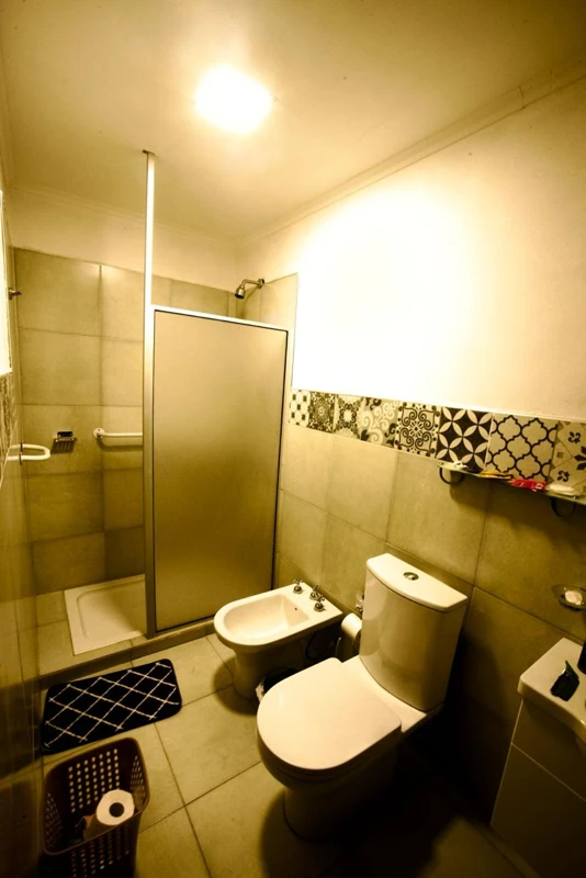 A view of the bathroom facilities.